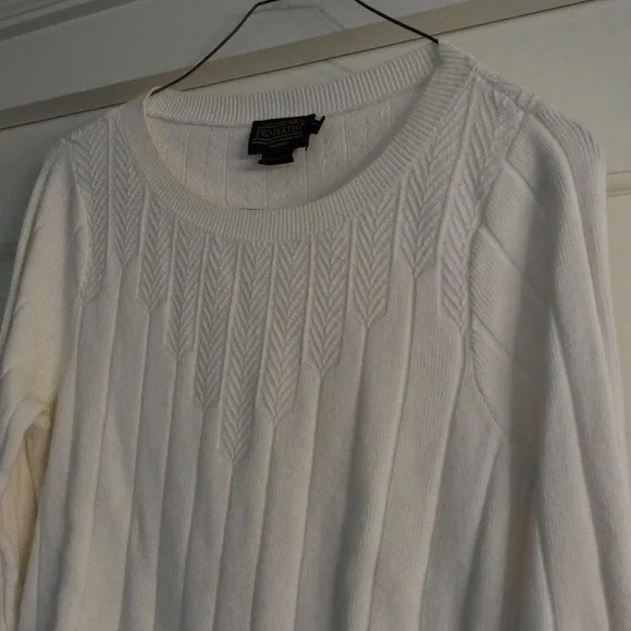 Pendleton linen and cotton blend sweater - Picture 7 of 10